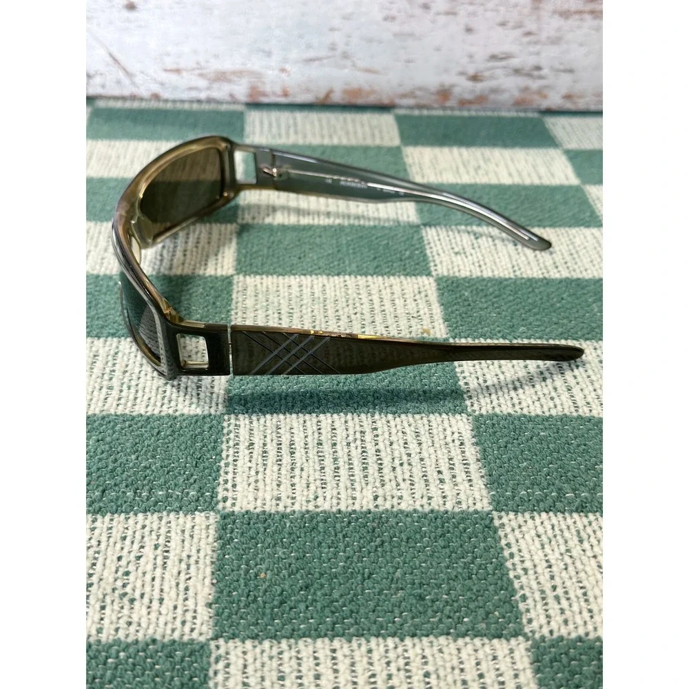 Burberry great used